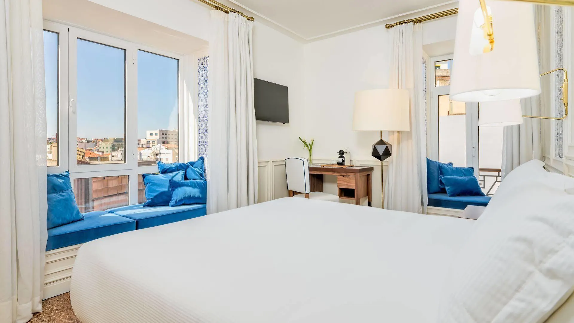 H10杜克德楼尔酒店 Lisboa 4*,